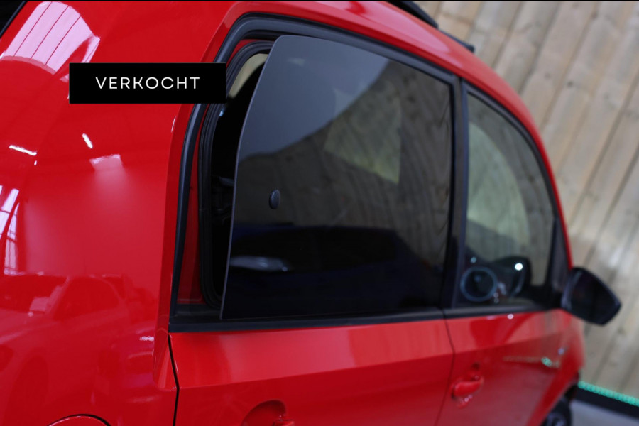 Volkswagen up! 1.0 TSI GTI *Pano*Beats*Cruise control*Stoelverwarming*