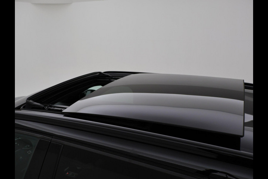 Peugeot e-2008 EV GT 50 kWh + LEDER | SCHUIFDAK | CAMERA | ADAPTIVE CRUISE | STOELVERW. | SFEERVERL.