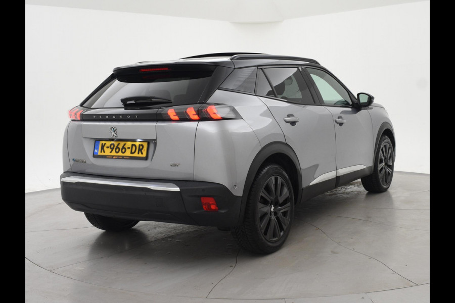 Peugeot e-2008 EV GT 50 kWh + LEDER | SCHUIFDAK | CAMERA | ADAPTIVE CRUISE | STOELVERW. | SFEERVERL.