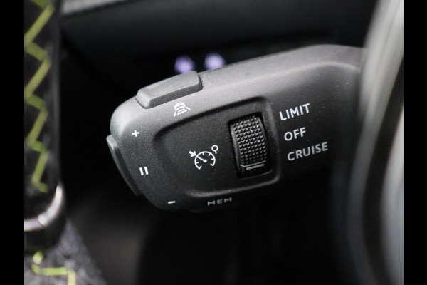 Peugeot e-2008 EV GT 50 kWh + LEDER | SCHUIFDAK | CAMERA | ADAPTIVE CRUISE | STOELVERW. | SFEERVERL.