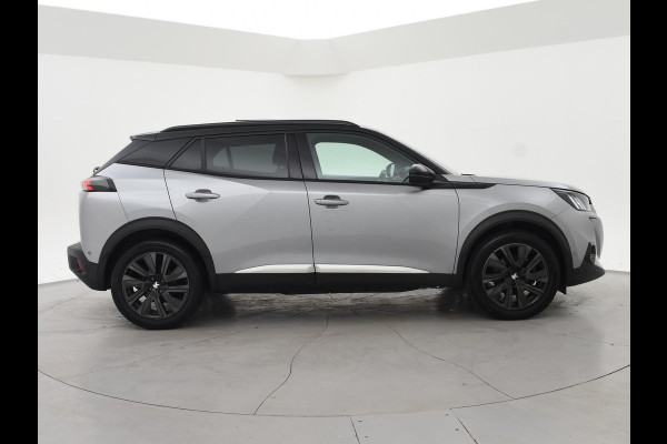 Peugeot e-2008 EV GT 50 kWh + LEDER | SCHUIFDAK | CAMERA | ADAPTIVE CRUISE | STOELVERW. | SFEERVERL.