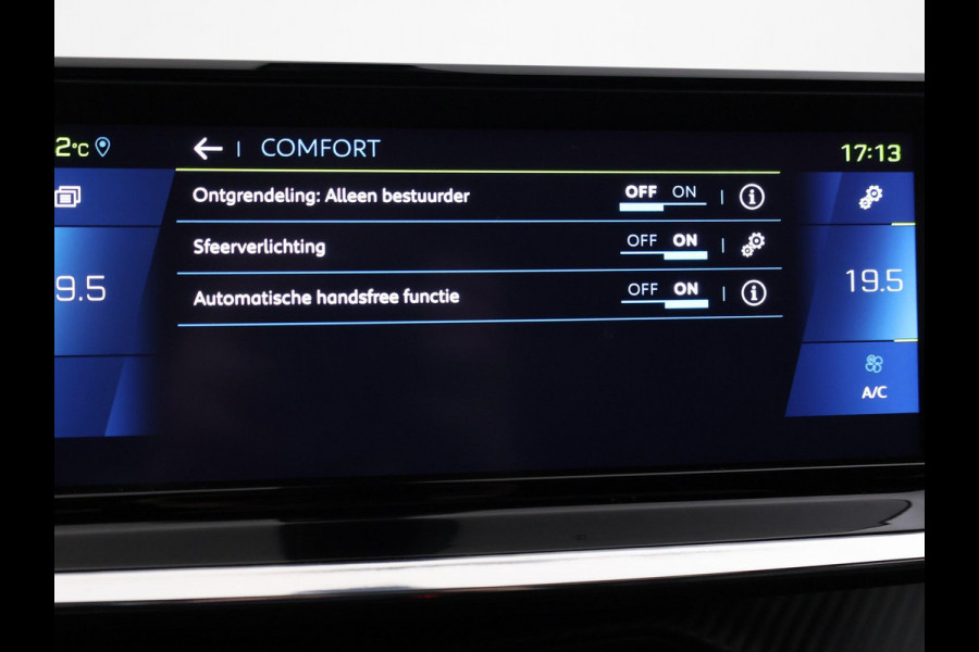 Peugeot e-2008 EV GT 50 kWh + LEDER | SCHUIFDAK | CAMERA | ADAPTIVE CRUISE | STOELVERW. | SFEERVERL.