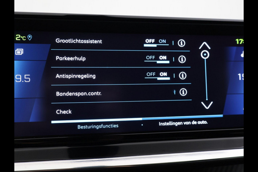 Peugeot e-2008 EV GT 50 kWh + LEDER | SCHUIFDAK | CAMERA | ADAPTIVE CRUISE | STOELVERW. | SFEERVERL.