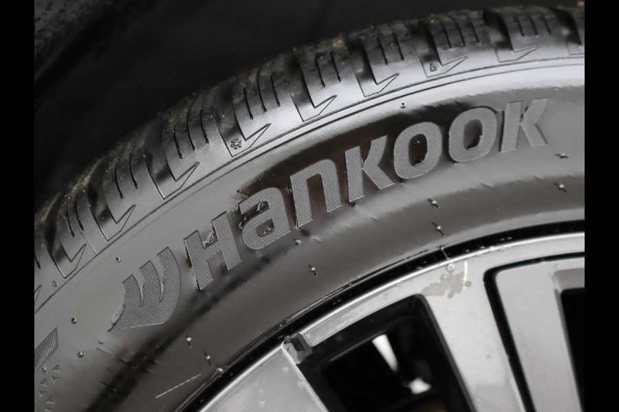 Peugeot e-2008 EV GT 50 kWh + LEDER | SCHUIFDAK | CAMERA | ADAPTIVE CRUISE | STOELVERW. | SFEERVERL.