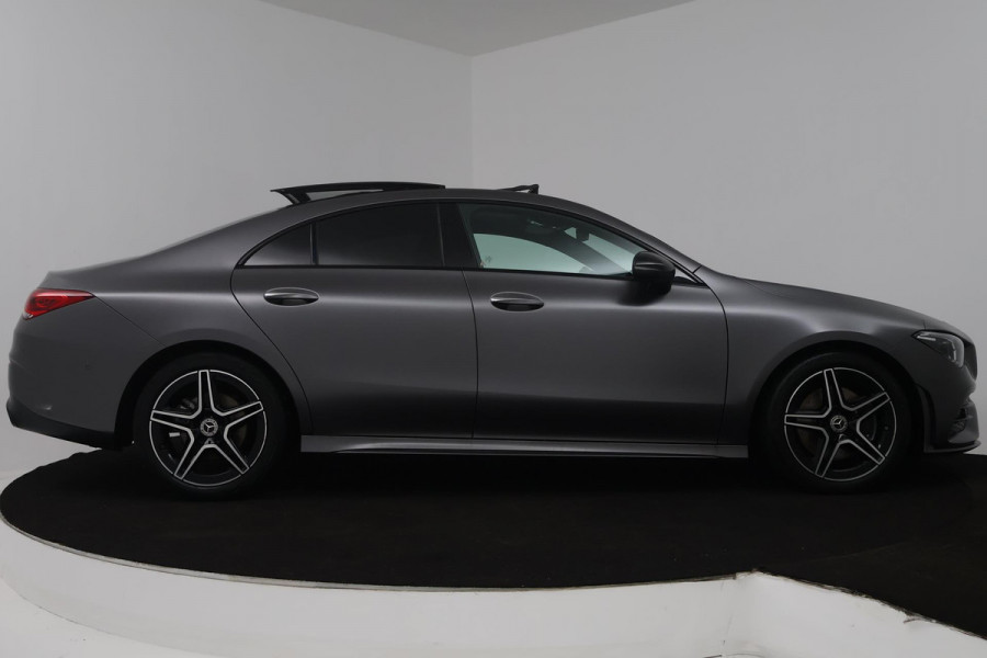 Mercedes-Benz CLA-Klasse 200 Business Solution AMG (PANORAMADAK, STOELVERWARMING, SFEERVERLICHTING, ACHTERUITRIJCAMERA)