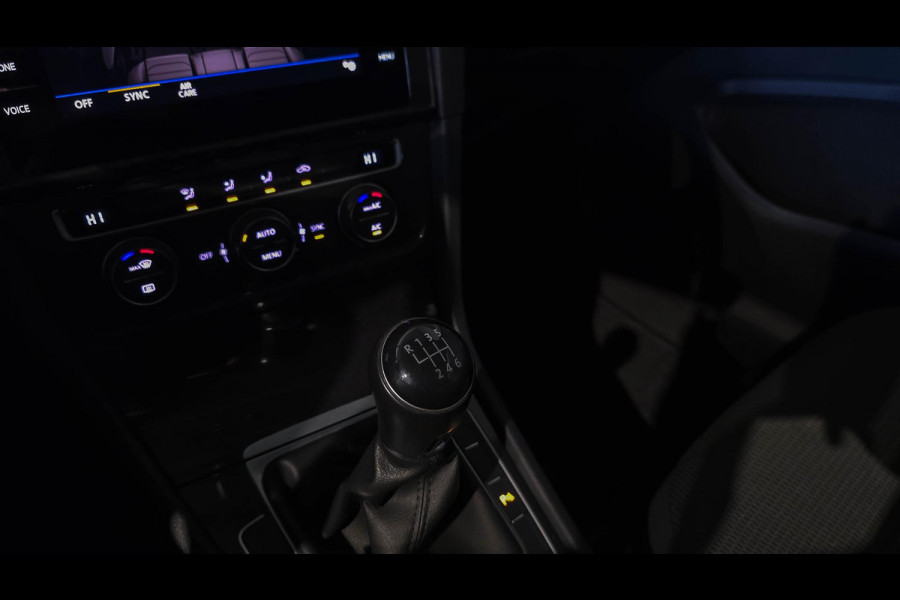 Volkswagen Golf 1.5 TSI Comfortline | Climate | Navigatie | Carplay