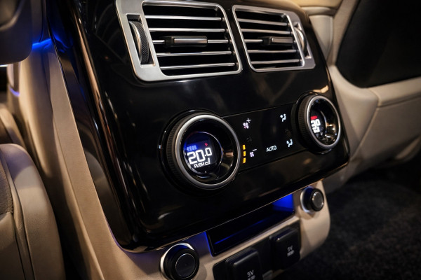 Land Rover Range Rover 2.0 P400e Limited Edition BTW|AUTOBIOGRAPHY|PANO|HUD|MASSAGE|MERDIAN|LUCHTVERING|KOELKAST|MEMORY|400PK|VOL!