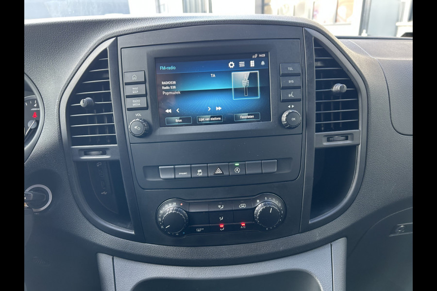 Mercedes-Benz Vito 116 CDI Lang Dubbele cabine / Distronic / Camera / Parkeersensoren / Navigatie / Airco
