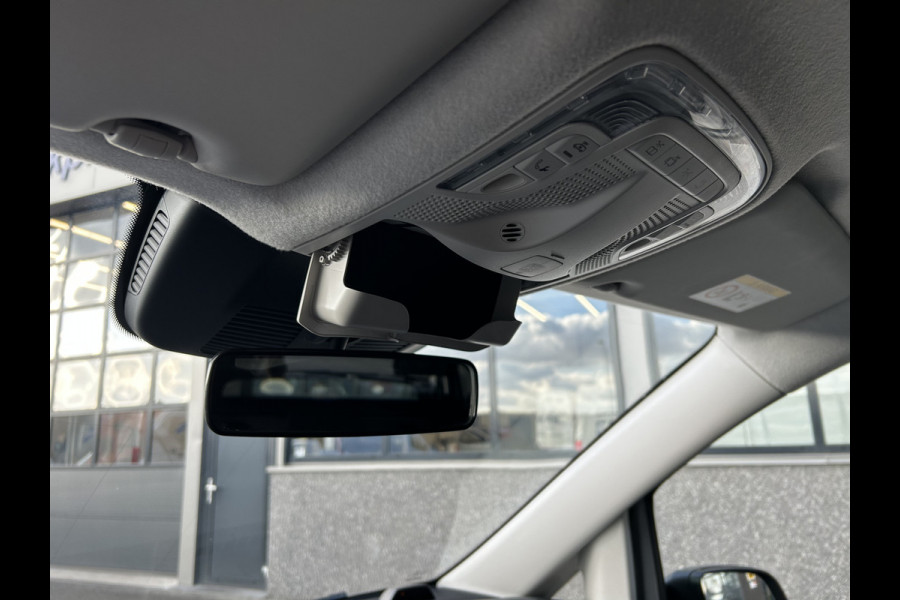 Mercedes-Benz Vito 116 CDI Lang Dubbele cabine / Distronic / Camera / Parkeersensoren / Navigatie / Airco