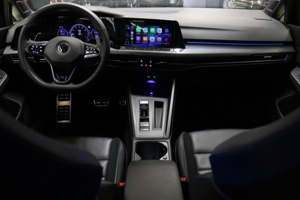 Volkswagen Golf 2.0 TSI R 4Motion AKRAP/PANO/HEADUP/IQ/H-K/BOMVOL