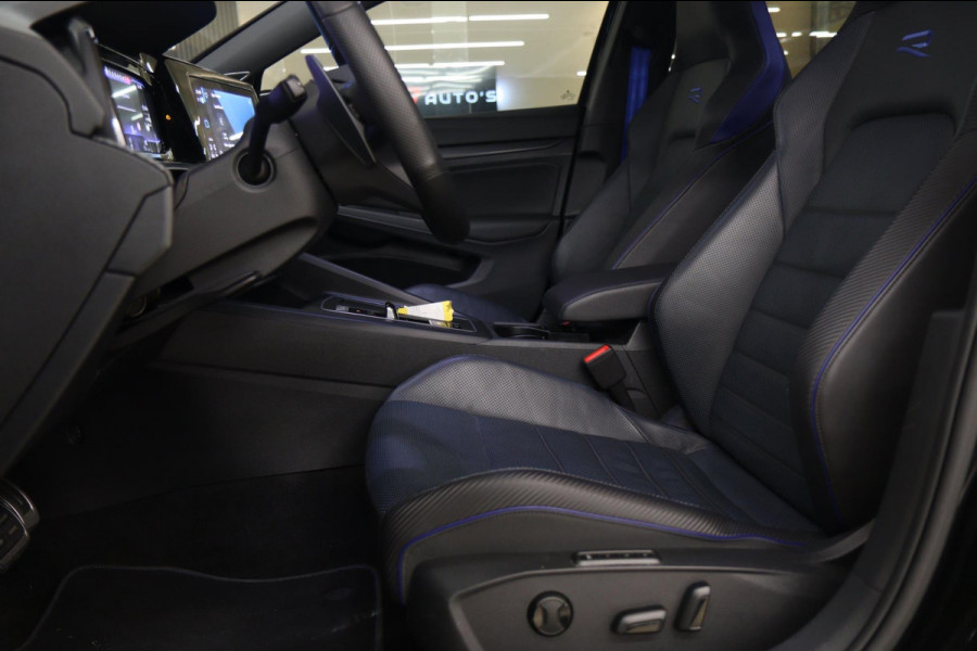 Volkswagen Golf 2.0 TSI R 4Motion AKRAP/PANO/HEADUP/IQ/H-K/BOMVOL