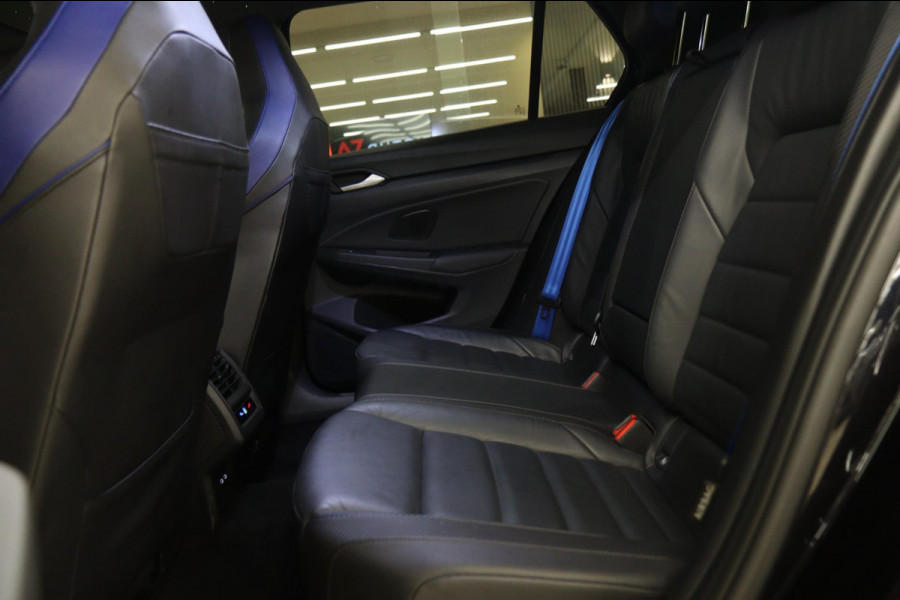 Volkswagen Golf 2.0 TSI R 4Motion AKRAP/PANO/HEADUP/IQ/H-K/BOMVOL