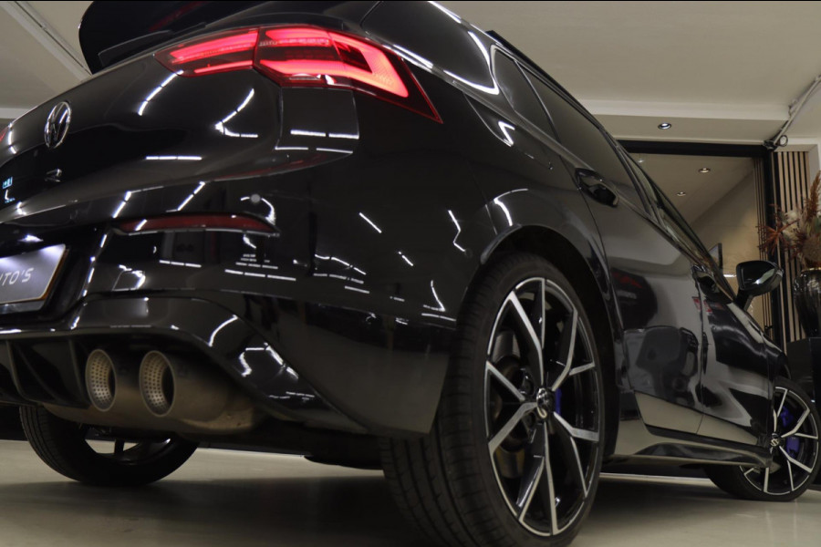 Volkswagen Golf 2.0 TSI R 4Motion AKRAP/PANO/HEADUP/IQ/H-K/BOMVOL