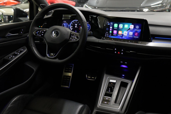 Volkswagen Golf 2.0 TSI R 4Motion AKRAP/PANO/HEADUP/IQ/H-K/BOMVOL