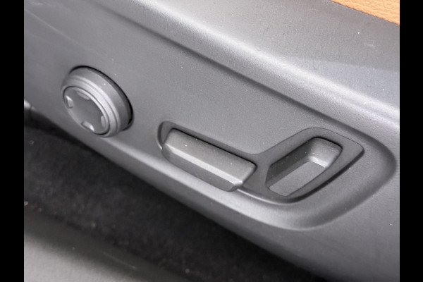 Polestar 2 Long Range 78kWh SOH 92% Leer Panoramadak Adap.Cruise Trekhaak Harman/Kardon®-Audio Memory Apple Carplay Android Auto Navi Ecc Stoel+Stuur+Achterbankverwarming Pdc Elek.Achterklep Lane Assist BLIS Road Sign Info 1e Eigenaar Origineel Nederlandse Auto