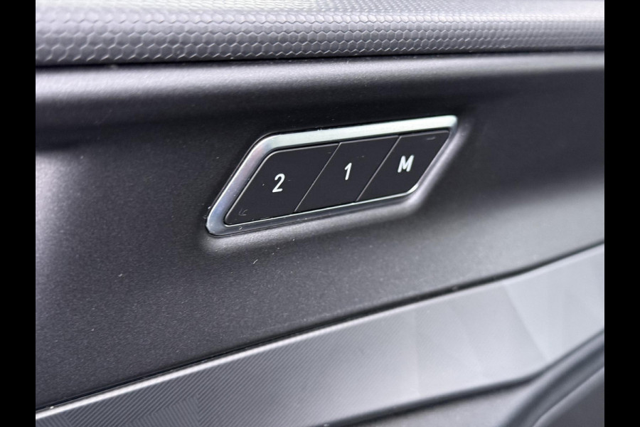 Lynk & Co 01 1.5 PHEV PLUG-IN HYBRIDE | COMPLETE AUTO | ELEKTRISCH PANORAMADAK | FULL OPTIONS | LYNK & CO GARANTIE T/M 05-2026 | RIJKLAAR GELEVERD | BTW VERREKENBAARE|