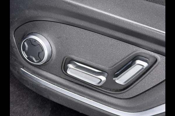 Lynk & Co 01 1.5 PHEV PLUG-IN HYBRIDE | COMPLETE AUTO | ELEKTRISCH PANORAMADAK | FULL OPTIONS | LYNK & CO GARANTIE T/M 05-2026 | RIJKLAAR GELEVERD | BTW VERREKENBAARE|