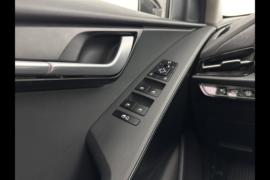 Kia Niro 1.6 GDi Hybrid Dynamic Plus Line HEV (INCL-BTW) Aut. *PANO | LEATHER | DIGI-COCKPIT | NAVI-FULLMAP | DAB | ADAPTIVE-CRUISE | CAMERA | HEATED-COMFORTSEATS | KEYLESS | PRIVACYGLASS | SHIFTPADDLES | CARPLAY |  HEAD-UP | ...