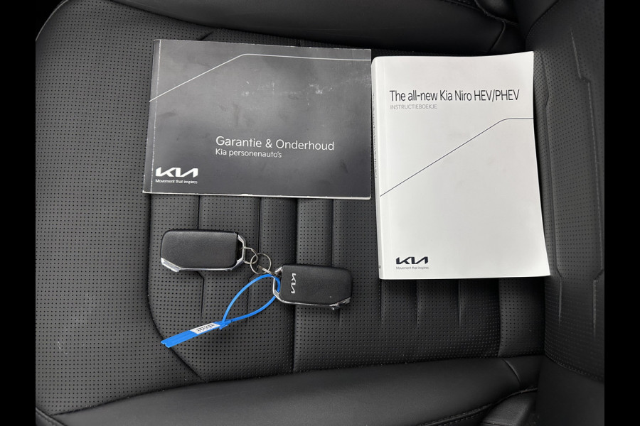 Kia Niro 1.6 GDi Hybrid Dynamic Plus Line HEV (INCL-BTW) Aut. *PANO | LEATHER | DIGI-COCKPIT | NAVI-FULLMAP | DAB | ADAPTIVE-CRUISE | CAMERA | HEATED-COMFORTSEATS | KEYLESS | PRIVACYGLASS | SHIFTPADDLES | CARPLAY |  HEAD-UP | ...