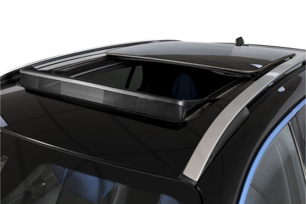 Lynk & Co 01 1.5 PHEV 261PK MY23 | Donkere hemel | 360 Camera | 7.4 kWh Boordlader | S/K-panodak | Adapt. Cruise | Memory | Elek. klep | LM 20" | 4151