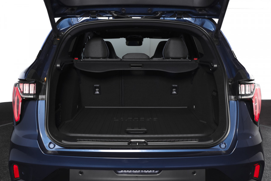 Lynk & Co 01 1.5 PHEV 261PK MY23 | Donkere hemel | 360 Camera | 7.4 kWh boordlader | S/K-panodak | Adapt. Cruise | Memory | Elek. klep | LM 20" | 2285