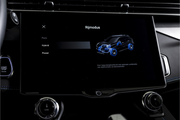 Lynk & Co 01 1.5 PHEV 261PK MY23 | Donkere hemel | 360 Camera | 7.4 kWh boordlader | S/K-panodak | Adapt. Cruise | Memory | Elek. klep | LM 20" | 2285