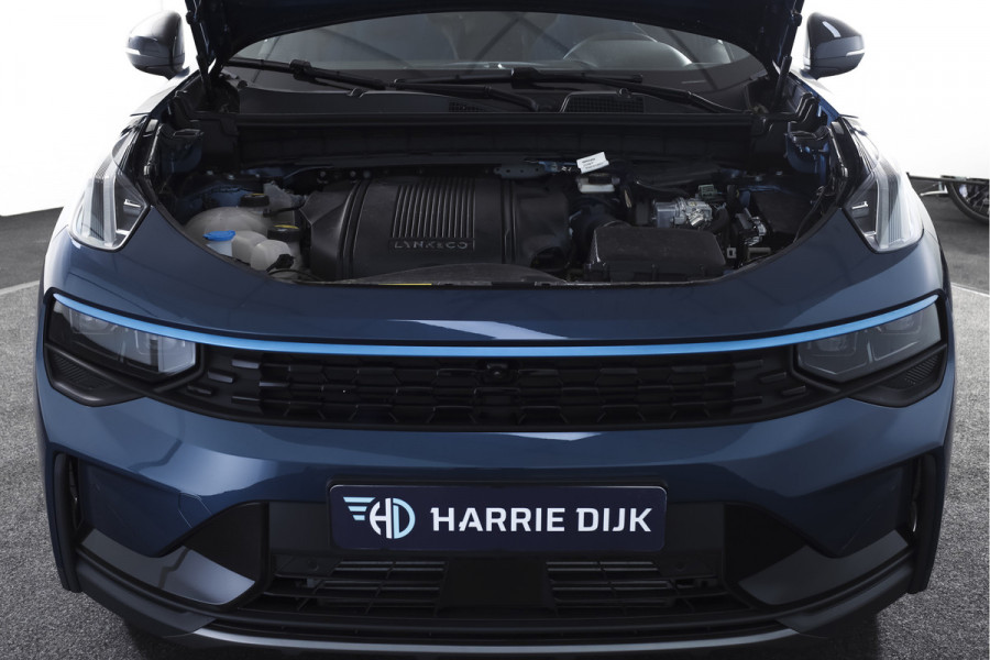 Lynk & Co 01 1.5 PHEV 261PK MY23 | Donkere hemel | 360 Camera | 7.4 kWh boordlader | S/K-panodak | Adapt. Cruise | Memory | Elek. klep | LM 20" | 2285