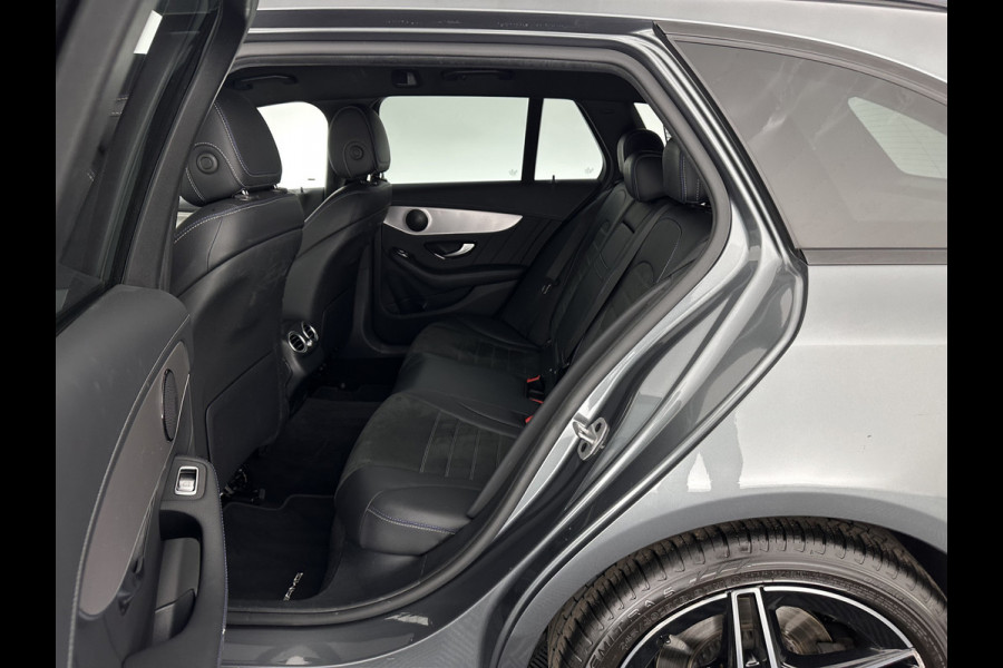Mercedes-Benz C-Klasse Estate 300 e AMG Limited Business Solution ( Plug-in ) (INCL-BTW) Aut. *LEATHER-ALCANTARA | FULL-LED | NAVI-FULLMAP | TOPVIEW | BLINDSPOT | PREMIUM-AUDIO | DAB | CARPLAY | AMBIENTLIGHT | DIGI-COCKPIT | SPORTSEATS | TOWBAR | 18"ALU*