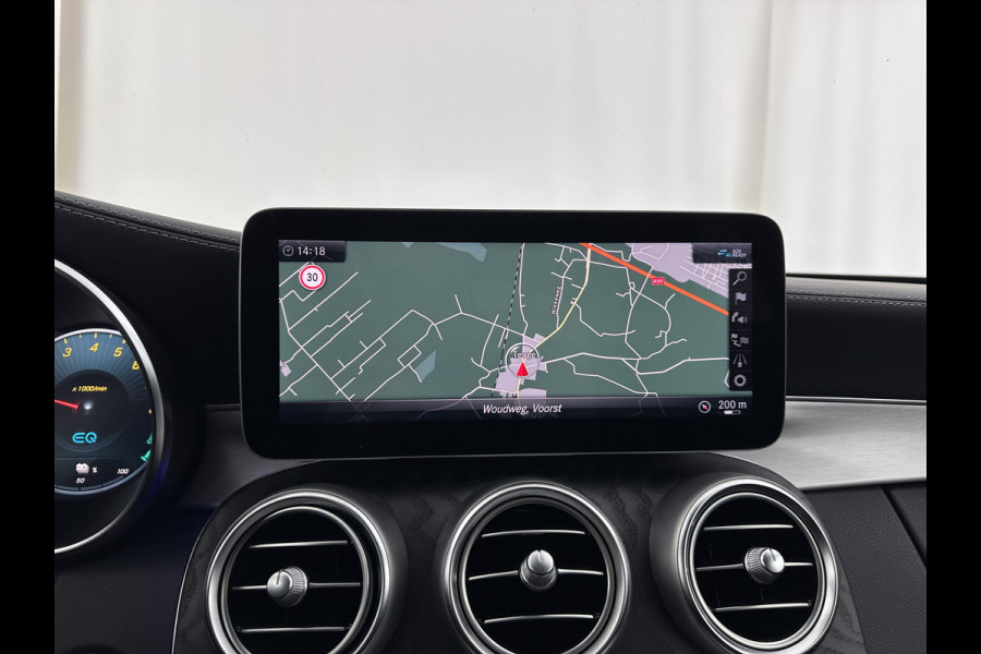 Mercedes-Benz C-Klasse Estate 300 e AMG Limited Business Solution ( Plug-in ) (INCL-BTW) Aut. *LEATHER-ALCANTARA | FULL-LED | NAVI-FULLMAP | TOPVIEW | BLINDSPOT | PREMIUM-AUDIO | DAB | CARPLAY | AMBIENTLIGHT | DIGI-COCKPIT | SPORTSEATS | TOWBAR | 18"ALU*