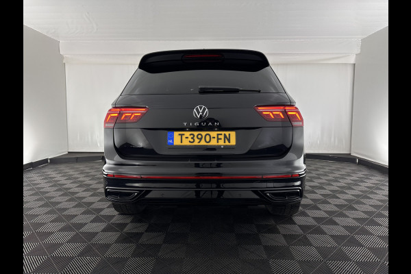Volkswagen Tiguan 1.4 TSI Black-Style R-Line Business eHybrid ( Plug-in ) (INCL-BTW) *HEAD-UP | FULL-LED | ADAPTIVE-CRUISE | TOPVIEW | KEYLESS | DIGI-COCKPIT | HEATED-COMFORTSEATS | NAVI-FULLMAP | DAB+ | PRIVACYGLASS | ECC | CARPLAY | PDC | 20''ALU