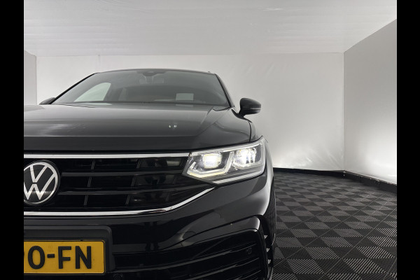Volkswagen Tiguan 1.4 TSI Black-Style R-Line Business eHybrid ( Plug-in ) (INCL-BTW) *HEAD-UP | FULL-LED | ADAPTIVE-CRUISE | TOPVIEW | KEYLESS | DIGI-COCKPIT | HEATED-COMFORTSEATS | NAVI-FULLMAP | DAB+ | PRIVACYGLASS | ECC | CARPLAY | PDC | 20''ALU