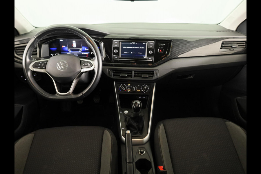 Volkswagen Polo 1.0 TSI Life 95 pk | Navigatie via App | Panoramadak | Parkeersensoren | Adaptieve cruise control | LED koplampen | Stoelverwarming |