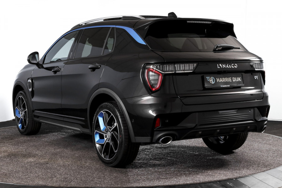 Lynk & Co 01 1.5 PHEV 261PK MY23  | Donkere hemel | 360 Camera | 7.4 kWh Boordlader| S/K-panodak | Adapt. Cruise | Memory | Elek. klep | LM 20" | 7065