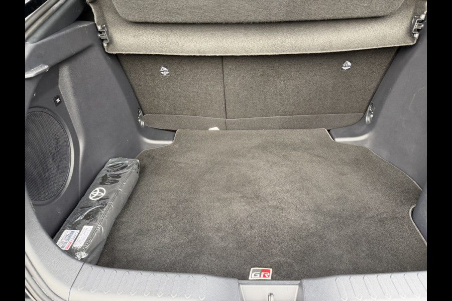 Toyota C-HR 2.0 Hybrid 200 GR SPORT Première Edition | Alle opties | Rijklaar!!