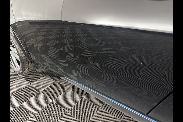 BMW i3 Basis 120Ah Sport 42 kWh [ 3-Fase ] {SOH-100%} (INCL-BTW) *HEATPUMP | FULL-LED | NAVI-FULLMAP | KEYLESS | COMFORTSEATS | ECC | CCS-FASTLOADER | PDC | DIGI-COCKPIT | CRUISE | 20''ALU*