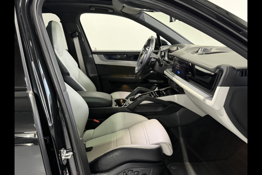 Porsche Cayenne 3.0 E-Hybrid NWE MODEL SPORTDESIGN PANO BOSE