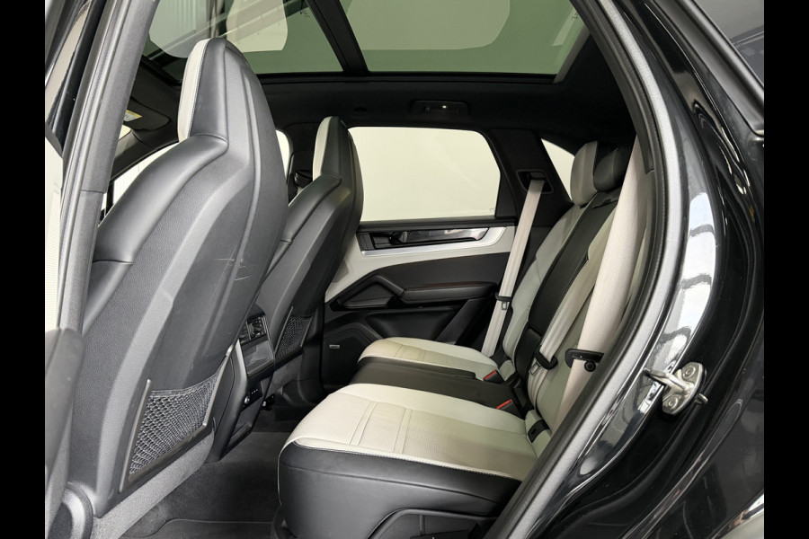 Porsche Cayenne 3.0 E-Hybrid NWE MODEL SPORTDESIGN PANO BOSE