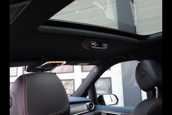 Mercedes-Benz Eqv 300 90 kWh Soh 97,3 % - 8 Peroons - Vol Opties - Pano - Luchtvering - Leder