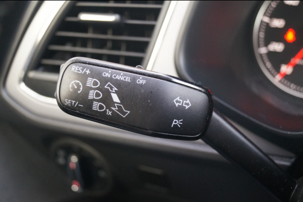 Seat Leon 1.0 TSI Style Ultimate Edition -LED-ECC-NAVI-