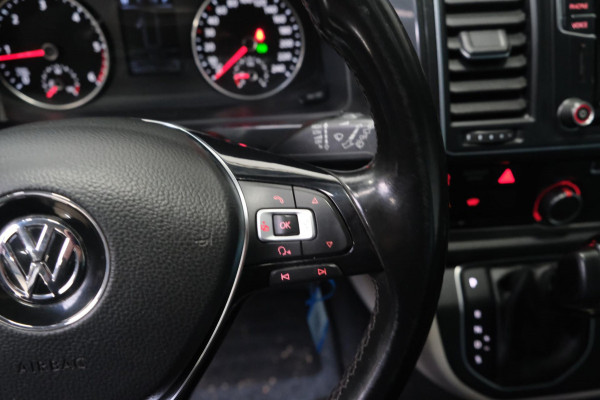 Volkswagen Transporter 2.0 TDI L2H1 DC Highline Automaat - N.A.P. Airco, Cruise, Navi, PDC