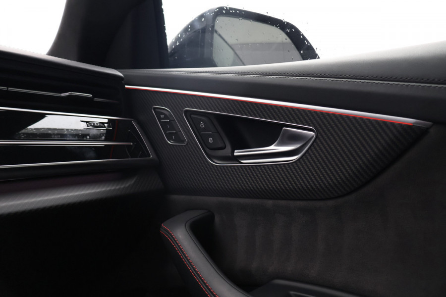 Audi RSQ8 RS Q8 quattro | RS DYNAMIC PACK 305KM/H | KERAMISCH | B&O 3D | 4W-BESTURING | PANORAMADAK | STOELKOELING/VERWARMING/MASSAGE | 23 RSQ8
