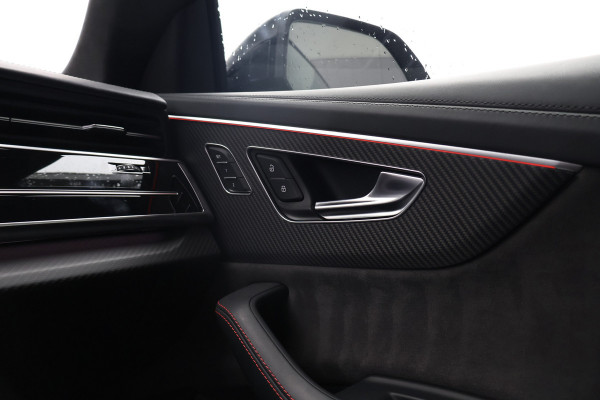 Audi RSQ8 RS Q8 quattro | RS DYNAMIC PACK 305KM/H | KERAMISCH | B&O 3D | 4W-BESTURING | PANORAMADAK | STOELKOELING/VERWARMING/MASSAGE | 23 RSQ8
