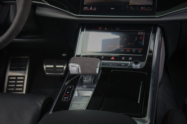 Audi RSQ8 RS Q8 quattro | RS DYNAMIC PACK 305KM/H | KERAMISCH | B&O 3D | 4W-BESTURING | PANORAMADAK | STOELKOELING/VERWARMING/MASSAGE | 23 RSQ8