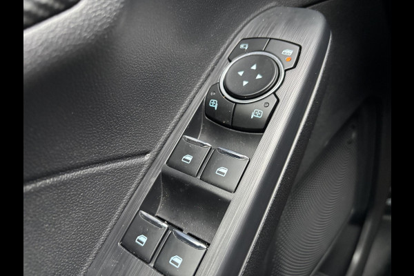 Ford Kuga 2.5 PHEV ST-Line X | Orig. NL Auto | Panormadak | 19 inch | Wegklapbare trekhaak | 19 inch | Winter Pack | Head up Display | Adaptieve LED