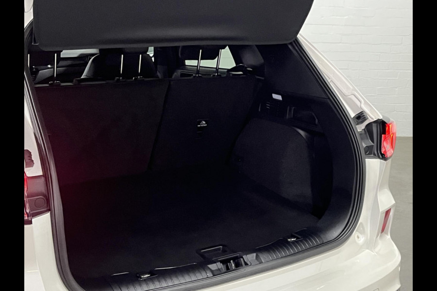 Ford Kuga 1.5 EcoBoost ST-Line X *All-in prijs* | Trekhaak | Adapt. cruise | B&O | Stoel-/Stuurwielverwarming | Carplay | *1800 kg trekgewicht