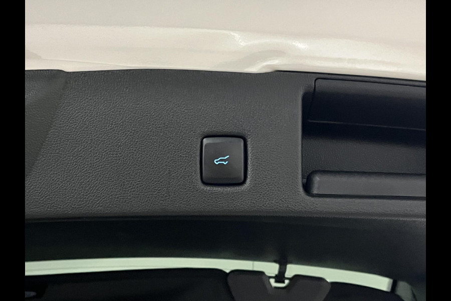 Ford Kuga 1.5 EcoBoost ST-Line X *All-in prijs* | Trekhaak | Adapt. cruise | B&O | Stoel-/Stuurwielverwarming | Carplay | *1800 kg trekgewicht