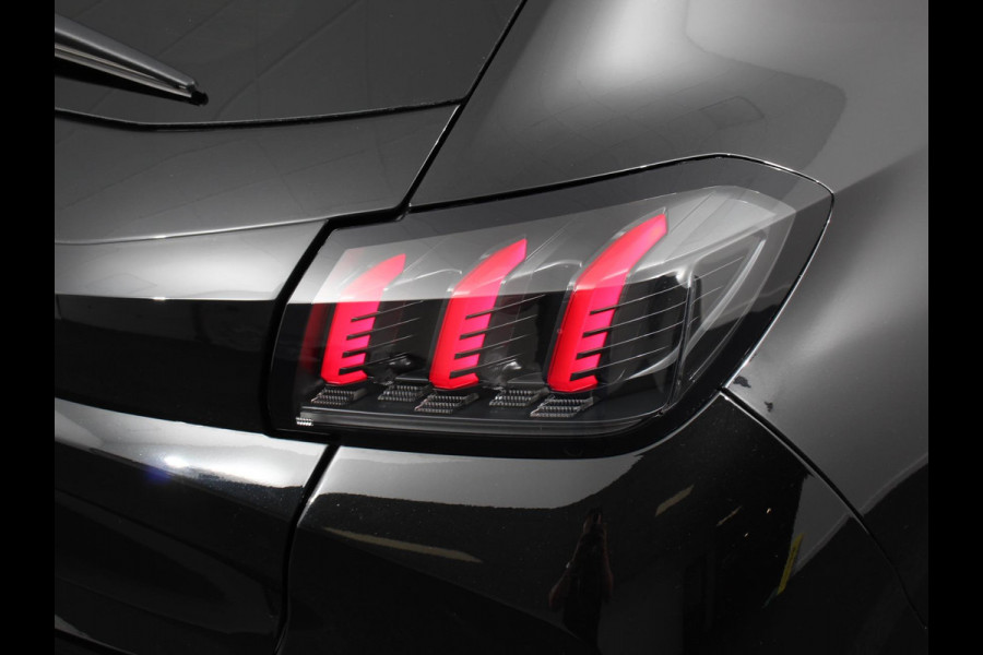 Peugeot 208 1.2 PureTech 100pk Allure Pack Apple Carplay / Android Auto | Camera | Keyless | Adeptive Cruise Control | Stoelverwarming | Getinte Ramen |