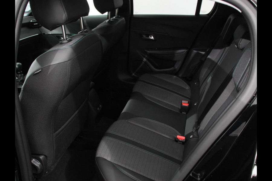 Peugeot 208 1.2 PureTech 100pk Allure Pack Apple Carplay / Android Auto | Camera | Keyless | Adeptive Cruise Control | Stoelverwarming | Getinte Ramen |