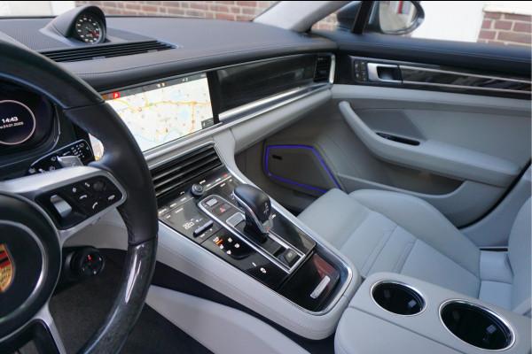 Porsche Panamera 4.0 GTS V8 BiTurbo | Sport Chrono | Luchtvering | Panoramadak | Adaptive + Lane | 4x Memory Verwarming Koeling | Soft close | Sfeerverlichting | Nieuwprijs ca € 226.000,-