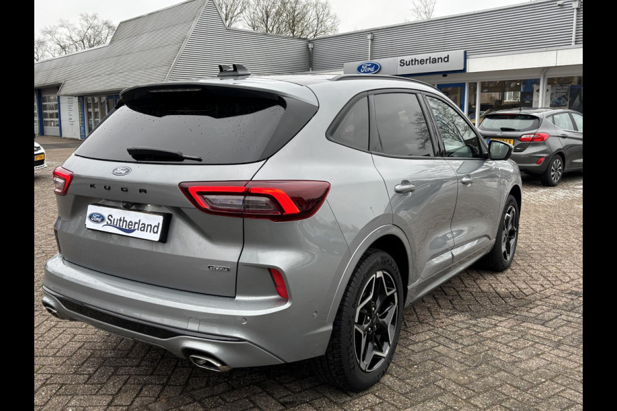Ford Kuga 2.5 PHEV ST-Line X 243pk | orig. NL auto | Panoramadak | Wegklapbare trekhaak | Winter Pack | 19 inch | Adaptieve LED | Head up Display | Solar Silver
